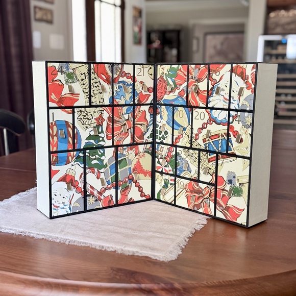 JO MALONE | 2024 Advent Calendar Box (EMPTY, NO PRODUCTS INCLUDED) - Picture 4 of 7